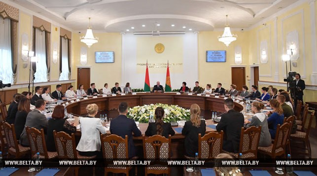 Лукашенко о необходимости получения высшего образования: все зависит от мотивации