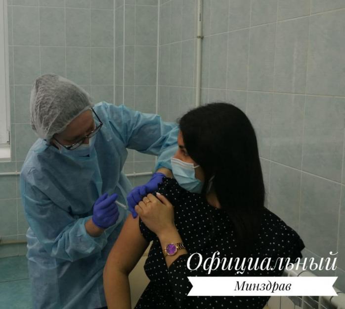 Более 2 798 000 белорусов получили первую дозу вакцины против COVID-19