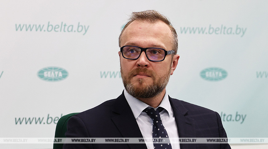 Министерство ЖКХ пояснило, входит ли благоустройство придомовой территории в капремонт