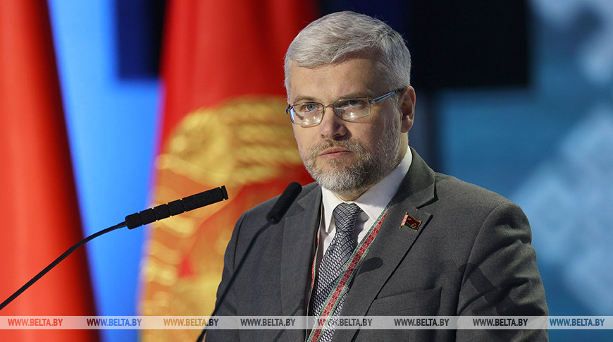 Данилович: важно доносить до молодежи информацию об использовании пособниками нацистов БЧБ-флага