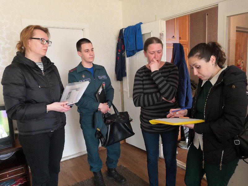 Шкловские спасатели проводят профилактическую работу с населением района