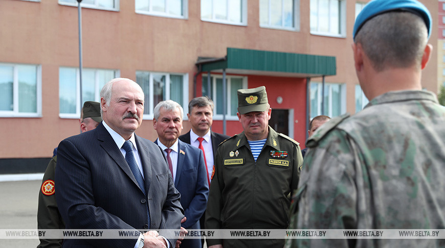 “Никто извне нападать не будет” – Александр Лукашенко провел параллели с попытками раскачать ситуацию в Беларуси в 2010 году и сейчас