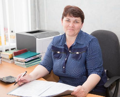 Елена Секацкая держит финансы под контролем. 10 июля — День работников налоговых органов