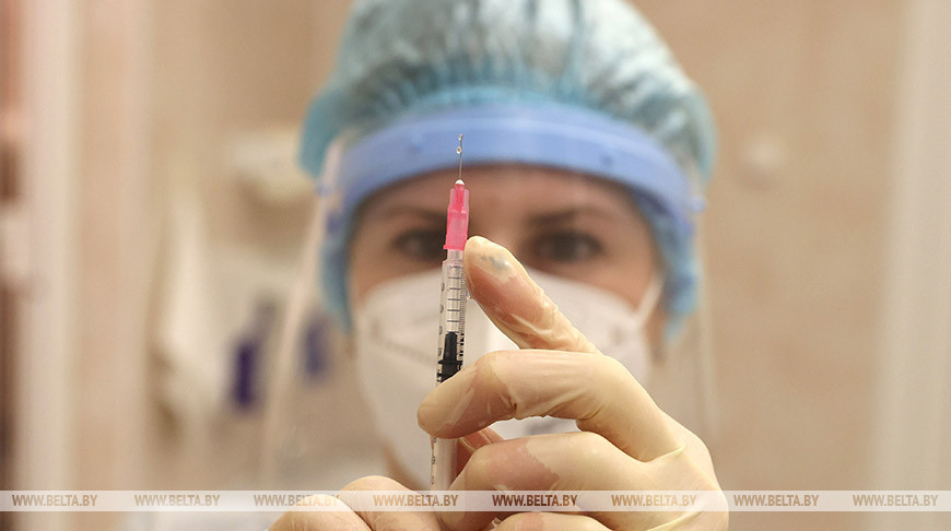 Пиневич: следует сделать осознанный выбор в пользу вакцинации от COVID-19