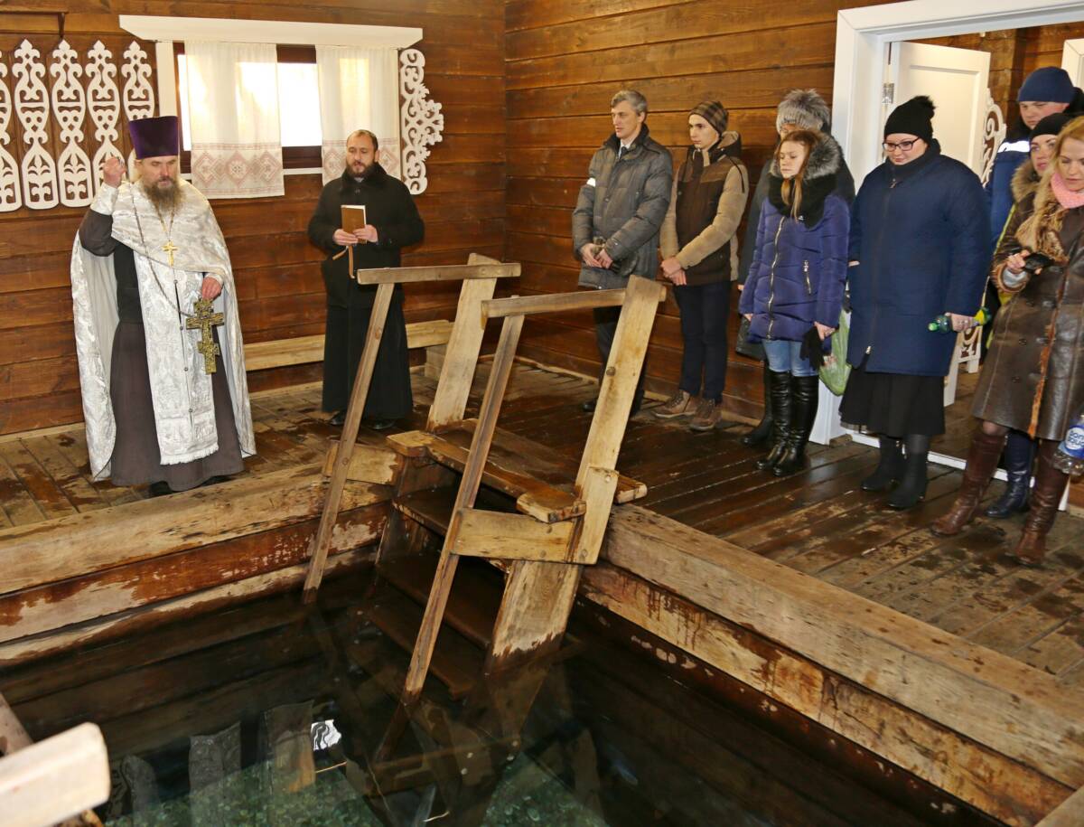 Православные отметили Крещение Господне