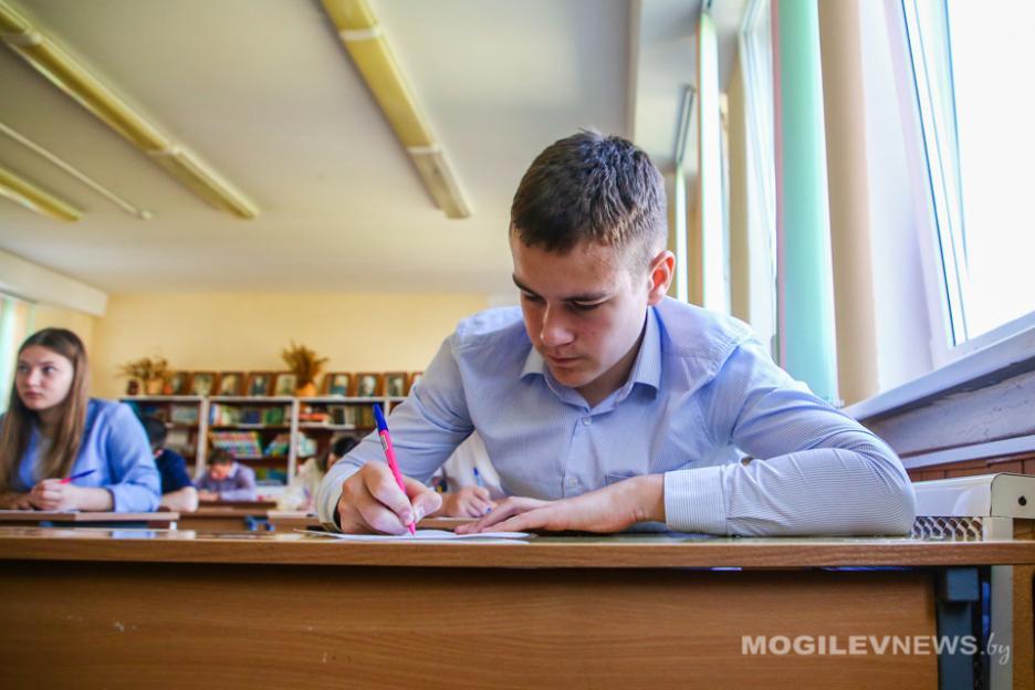 Программу факультатива по правам человека для учеников 3-8 классов утвердили в Минобразования