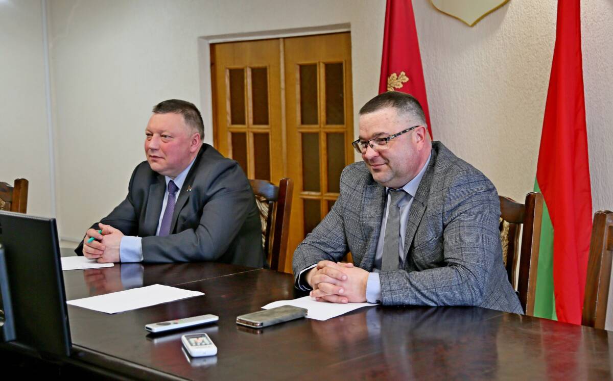 Председатель райисполкома встретился с молодыми сельскими тружениками