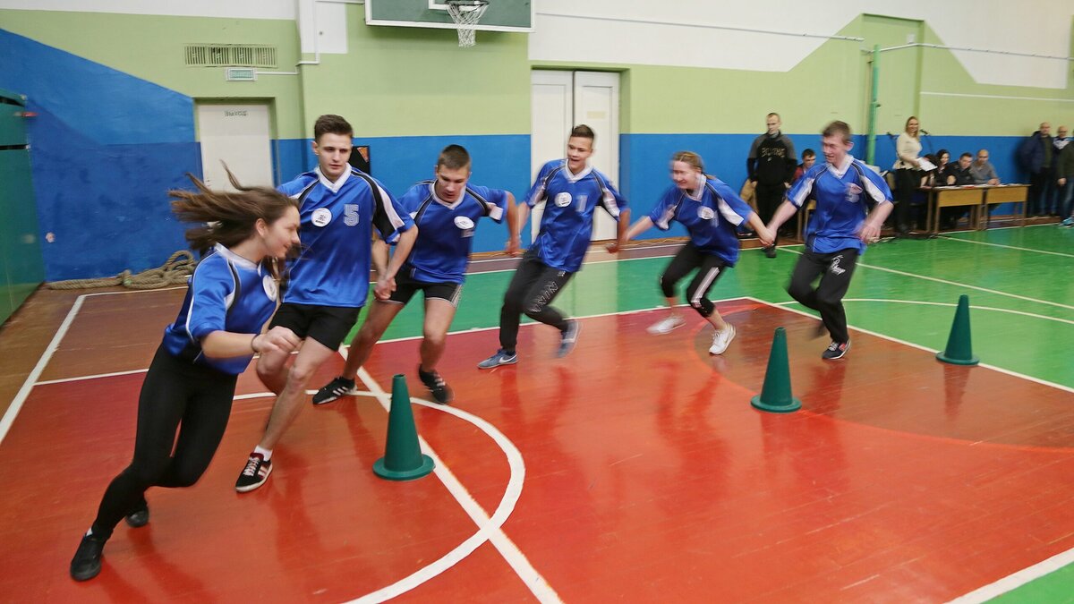 Отжимались, бегали, стреляли. Спартакиада в поддержку ЗОЖ прошла в гимназии
