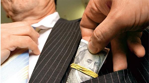 Около 50% коррупционных преступлений в Беларуси выявляются благодаря сообщениям граждан
