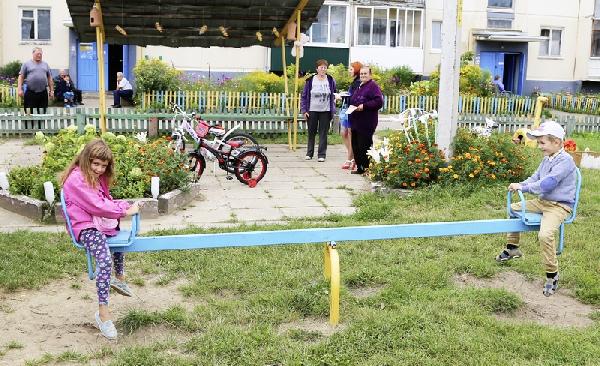 «Сделай двор лучше!»: Добро пожаловать в мир сказок