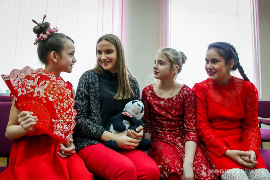 Языки, математика и физкультура входят в топ-5 специальностей в учреждениях общего среднего образования Могилевщины