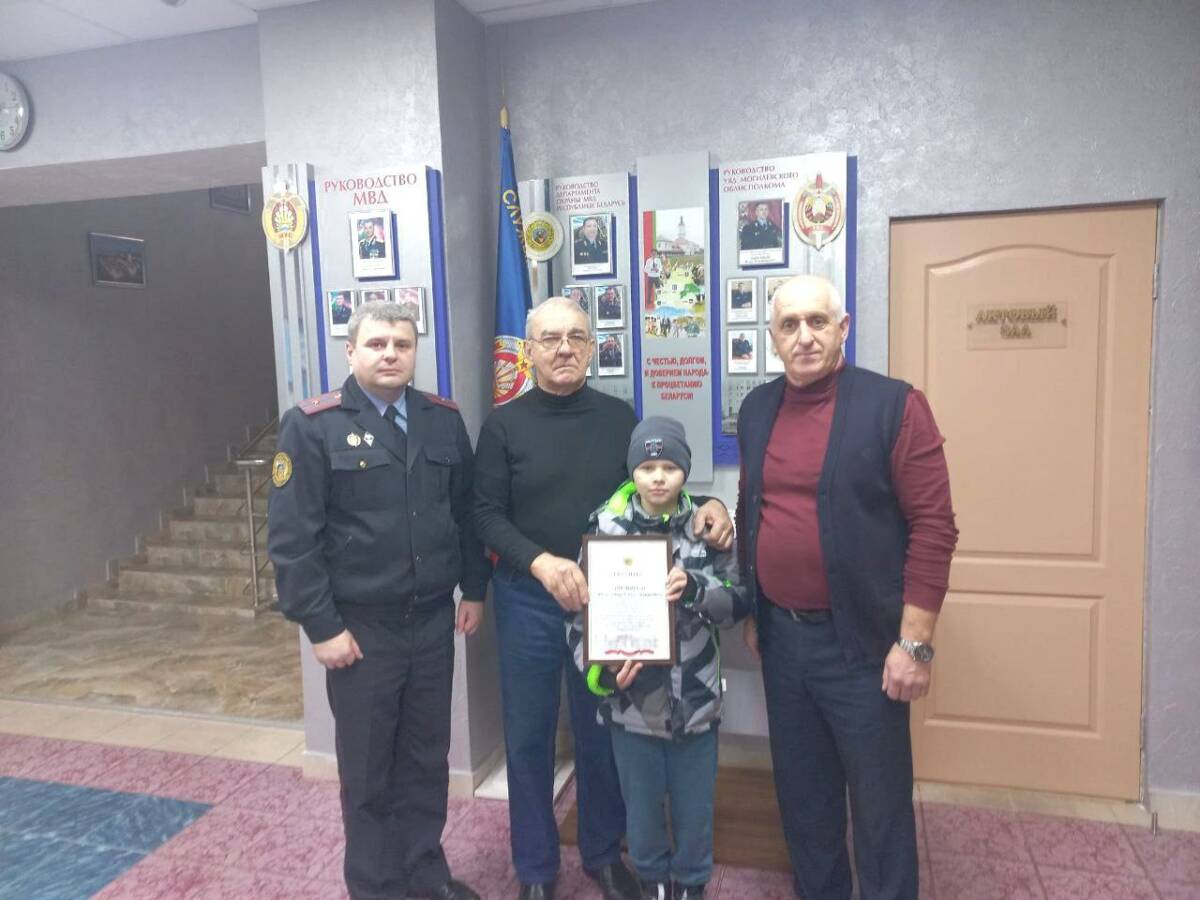 В Шкловском отделе Департамента охраны чествуют своих ветеранов