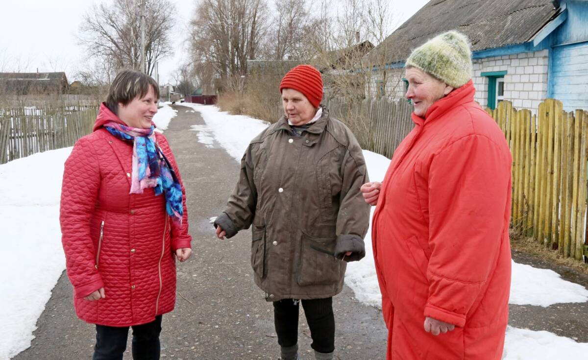 Староста деревень Требушки и Новое Высокое Наталья Шелкова всегда интересуется вопросами сельчан