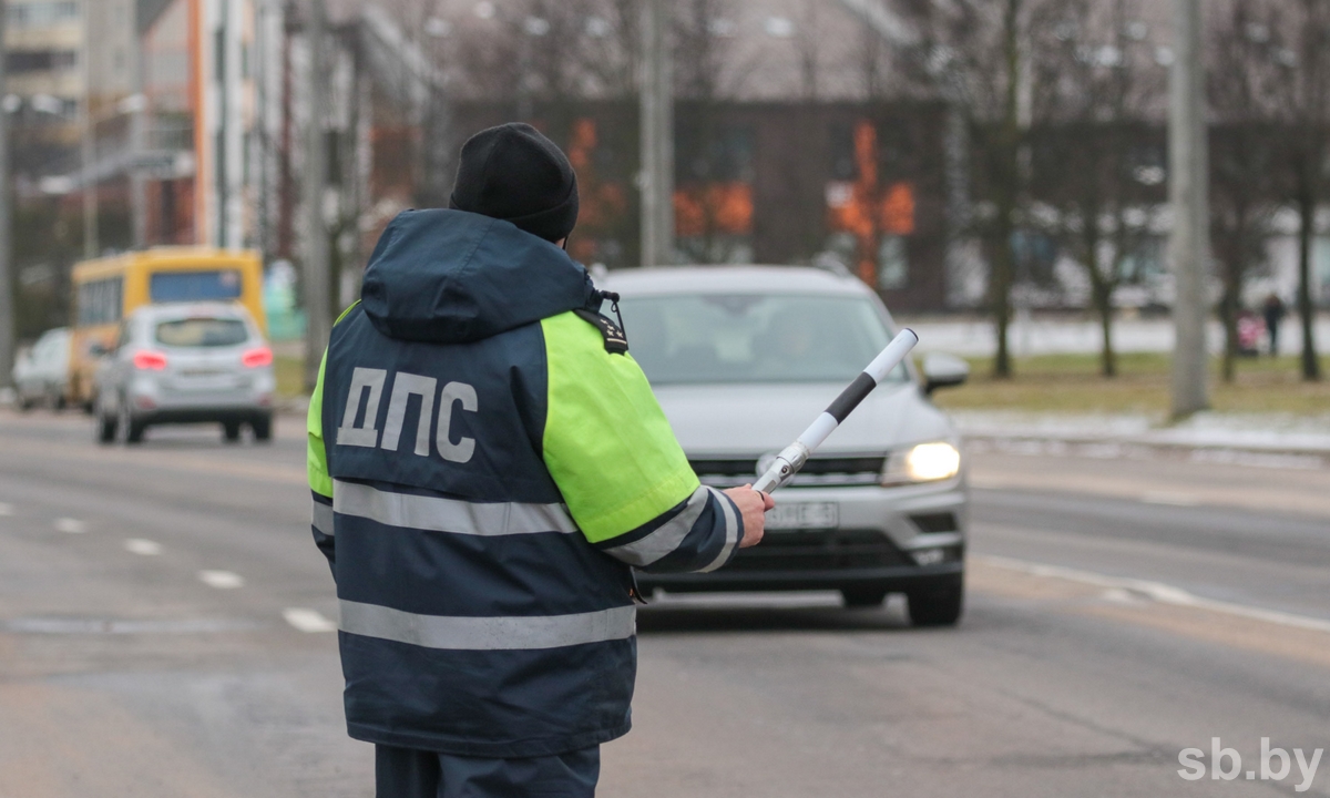 ГАИ: с 1 марта водителям не будет автоматически начисляться штраф за движение на автомобиле, не прошедшем техосмотр