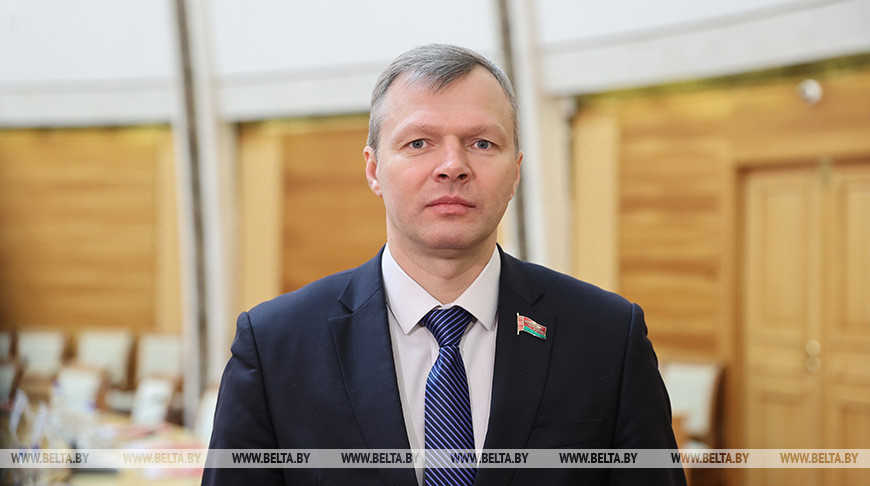 Романов заявил о большой работе “Белой Руси” по формированию региональных отделений партии