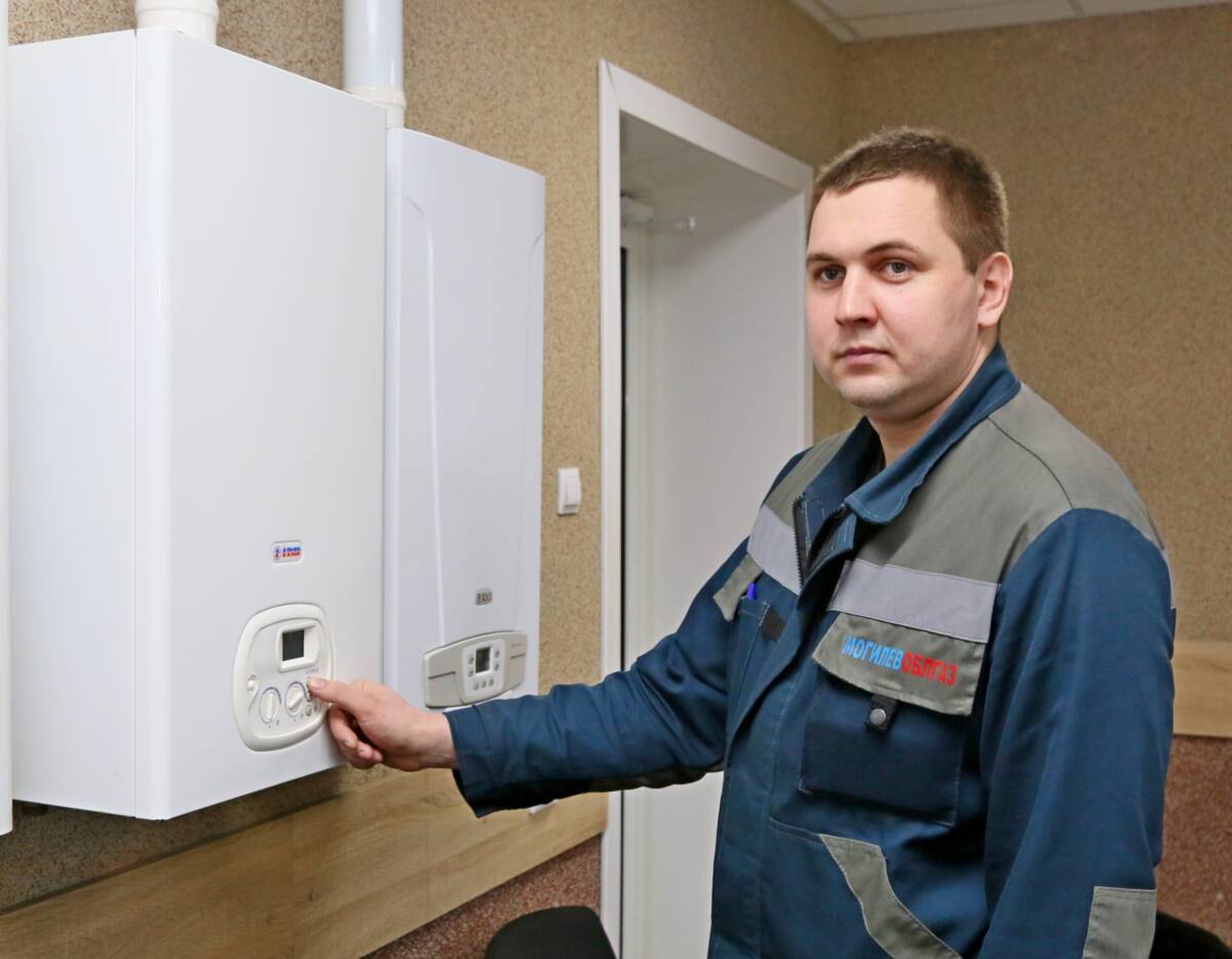 Александр Бешенков – один из лучших работников Шкловского района газоснабжения