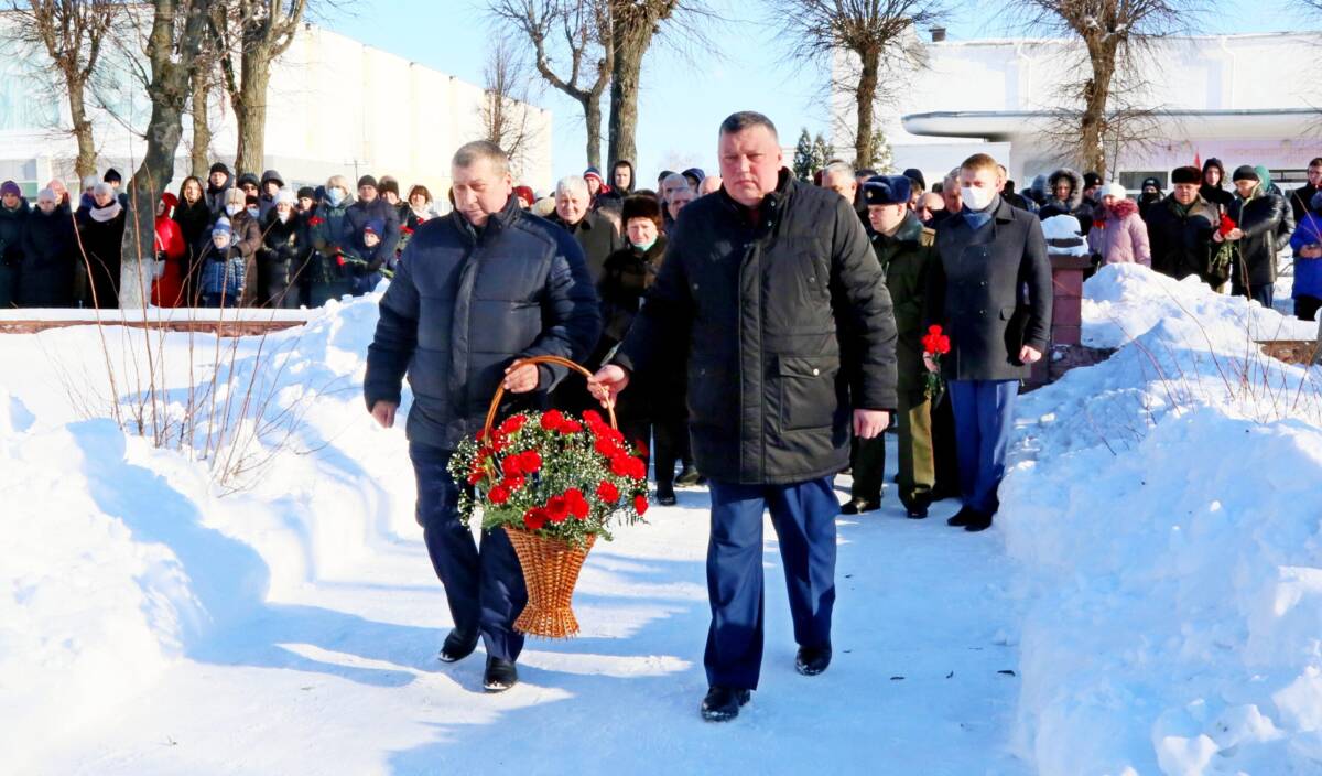 В Шклове прошел митинг-реквием, посвященный Дню памяти воинов-интернационалистов