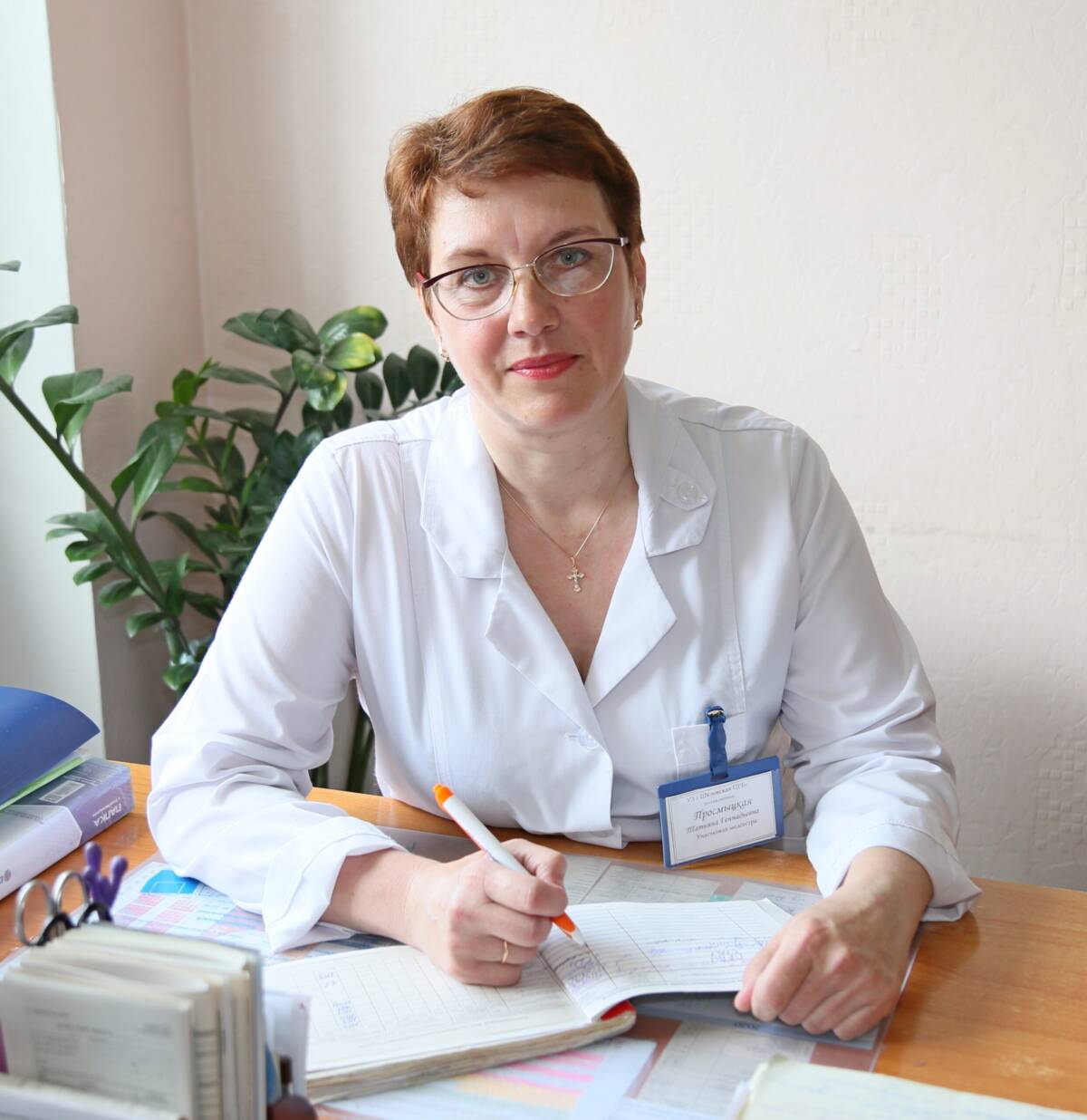 Участковая медсестра ЦРБ Татьяна Просмыцкая больше тридцати лет оказывает медпомощь шкловчанам