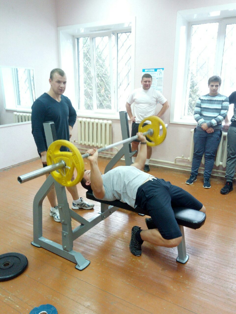 В Шклове прошел марафон по жиму штанги