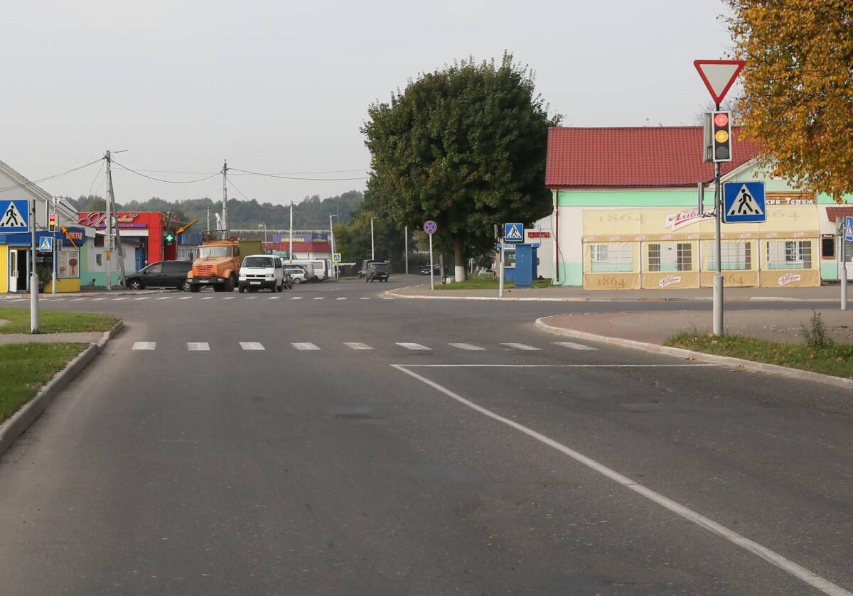 На комиссии по безопасности дорожного движения в Шклове обсудили текущий ремонт дорог и планы на будущее
