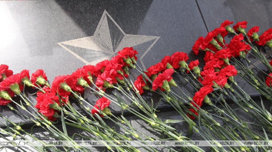 Более 120 памятников войны планируется благоустроить во время молодежного проекта «Нить поколений»