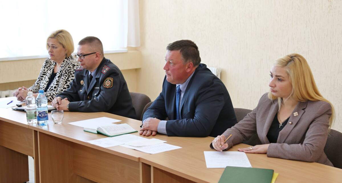 В Шклове специальная комиссия оказывает содействие в трудоустройстве. Есть ли результат?