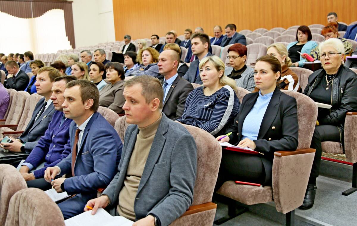 На заседании райисполкома рассмотрены итоги социально-экономического развития за 9 месяцев
