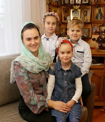 Подарить детям свет. 14 октября – День матери