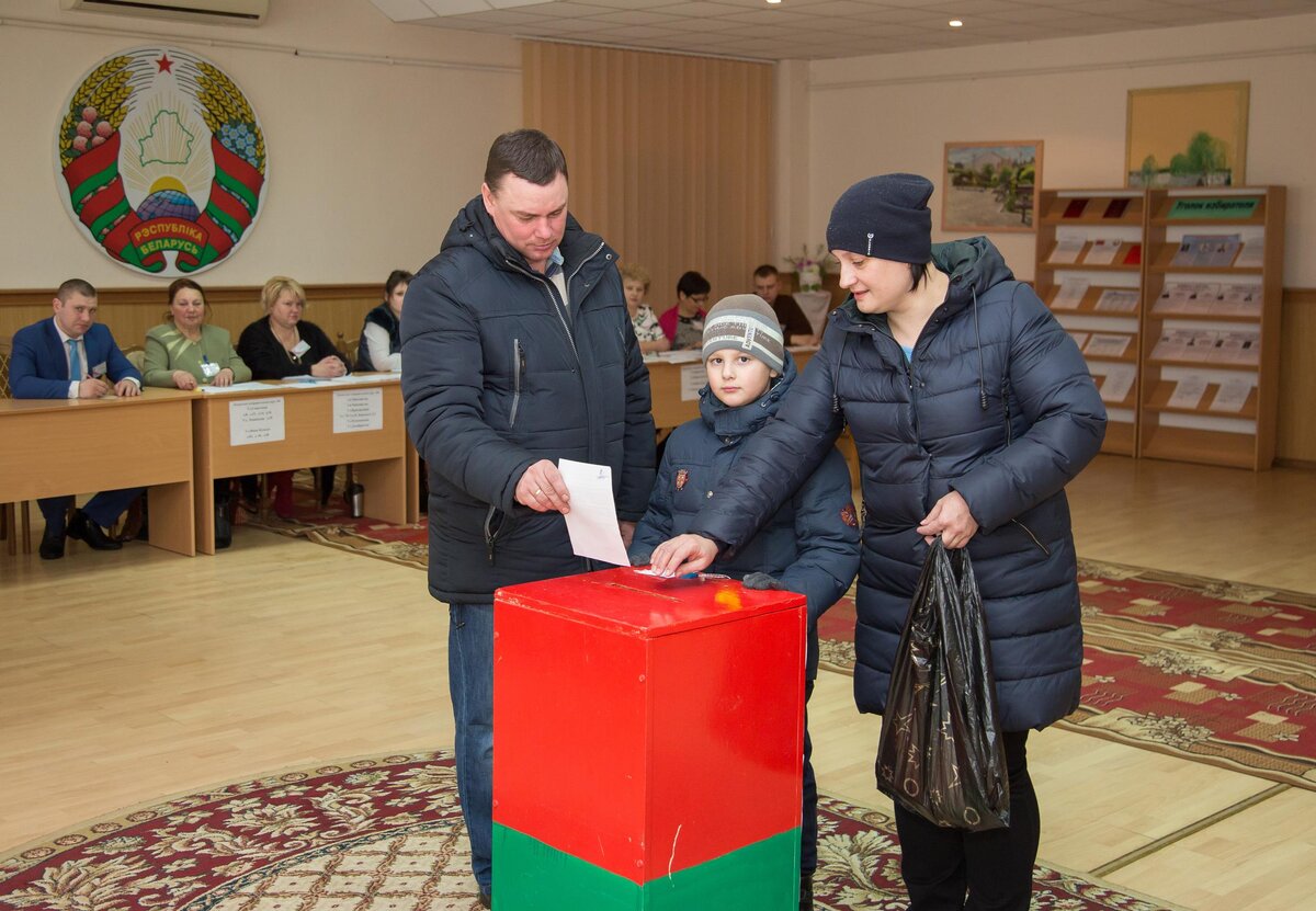 Шкловщина принимает участие в выборах в местные Советы депутатов