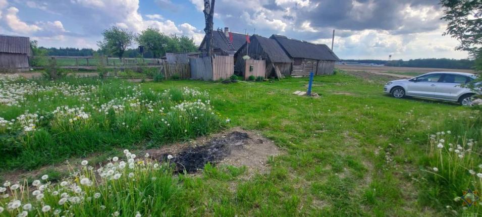В Шкловском районе женщина получила ожоги, сжигая бытовые отходы