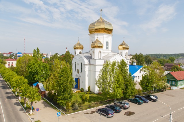 Правоохранители рассказали сколько человек побывало в церкви на Пасху