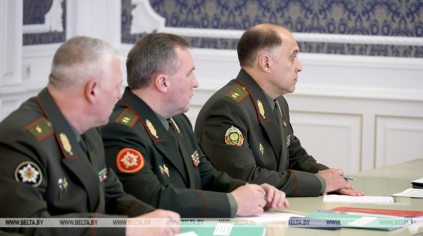 Александр Лукашенко поручил на самом высоком уровне проинформировать население Беларуси об обстановке