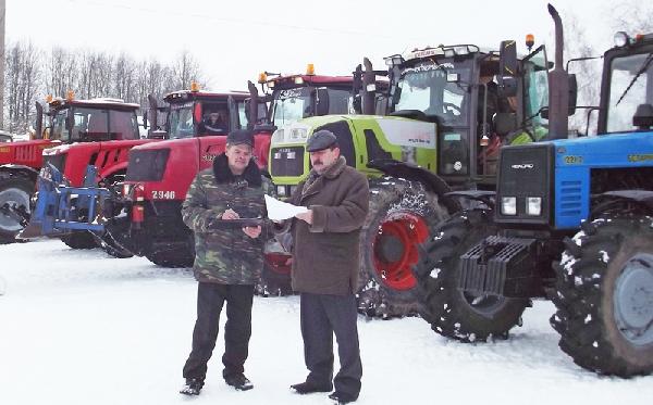 В ОАО «Экспериментальная база «Спартак» проверена готовность техники к посевной кампании
