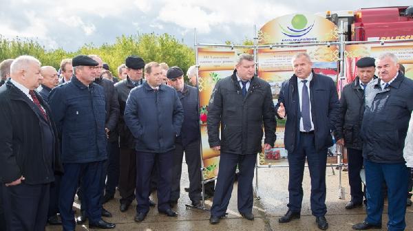 “Возродить первоначальную роль агросервисов”. Участники республиканского семинара посетили Шкловщину