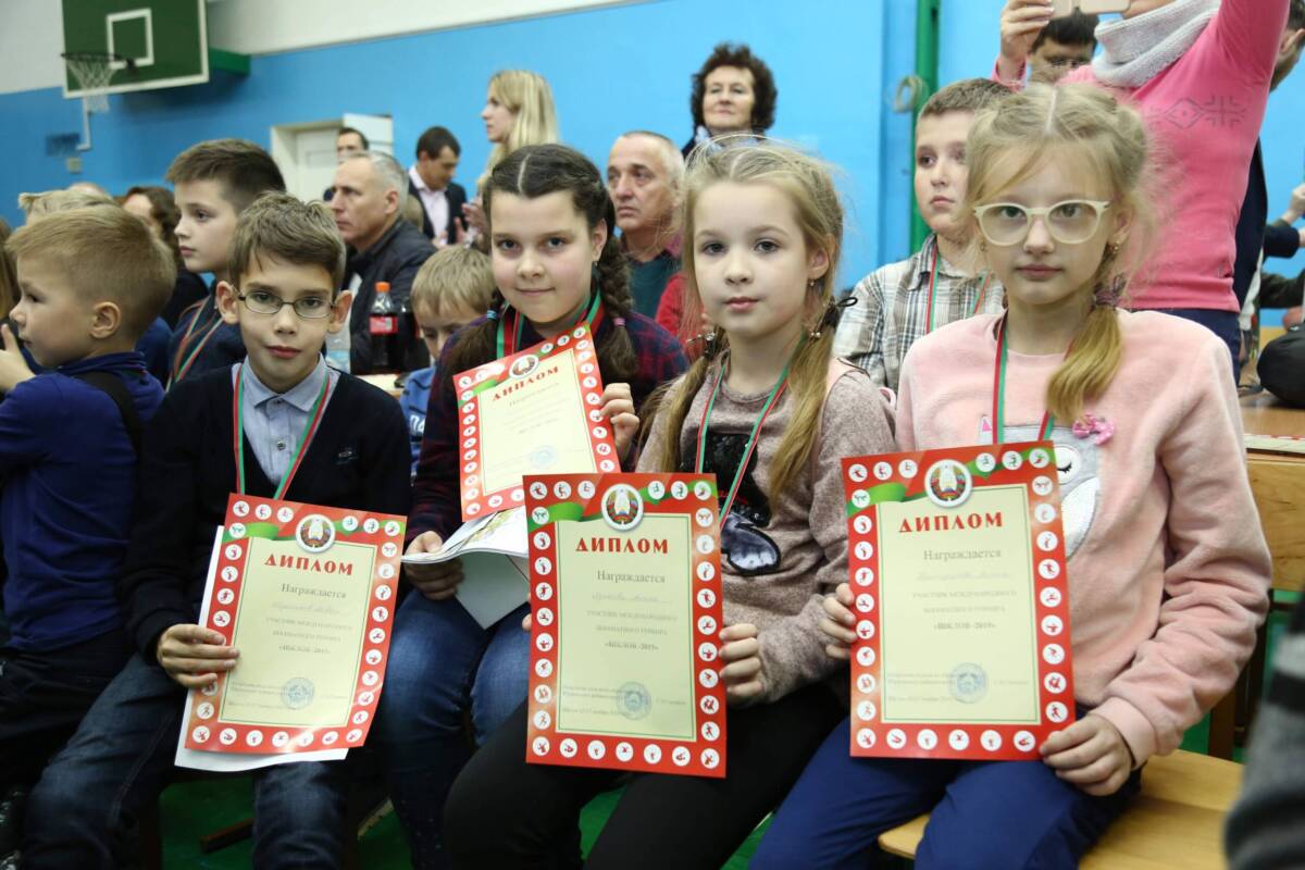 Шкловский дебют прошел с успехом. Завершился первый международный шахматный турнир