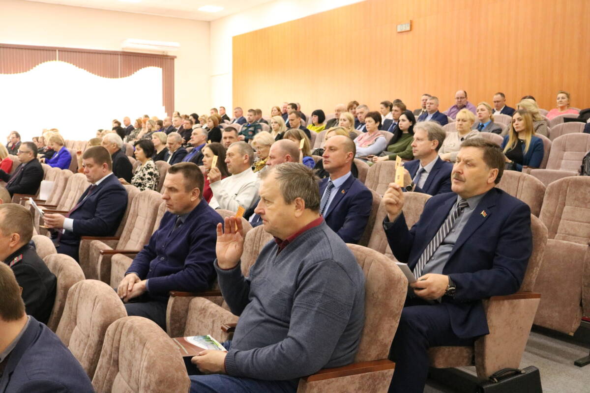Концепция цветочного оформления Шклова утверждена на сессии районного  Совета депутатов