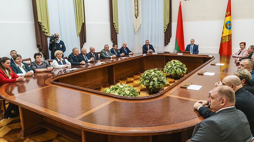 Исаченко: работники агропромышленного комплекса своим трудом показывают любовь к родной земле