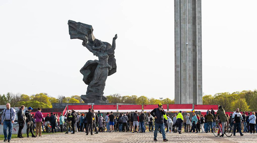 «Руки прочь от мемориала Освободителям Риги». Заявление ЦК и Совета Компартии Беларуси