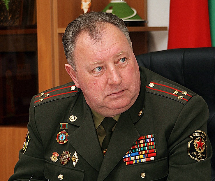 Шкловчанин более 40 лет посвятил военной медицине