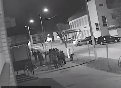 В Глуске Audi въехала в толпу – пострадали пять человек. Видео