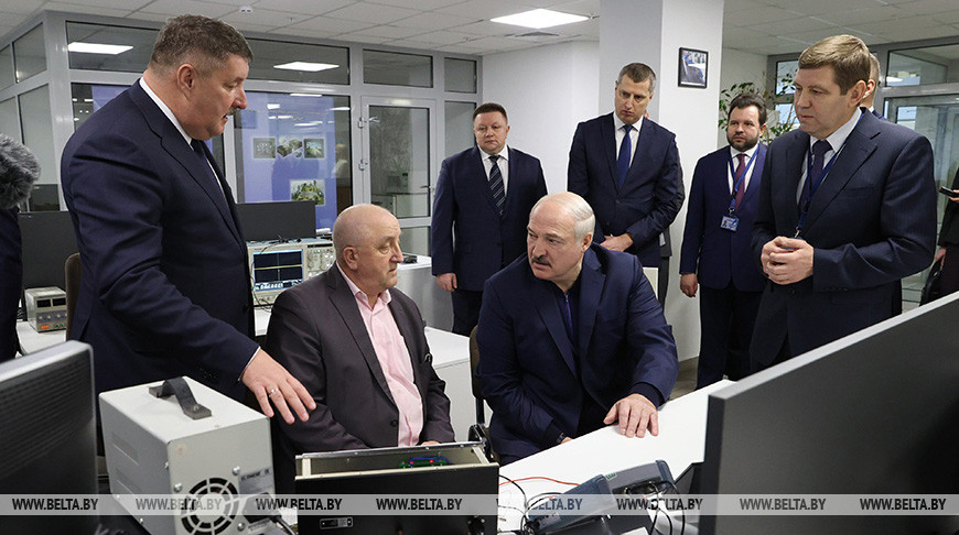 Александр Лукашенко про “Горизонт”: не жалею, что сохранил это производство