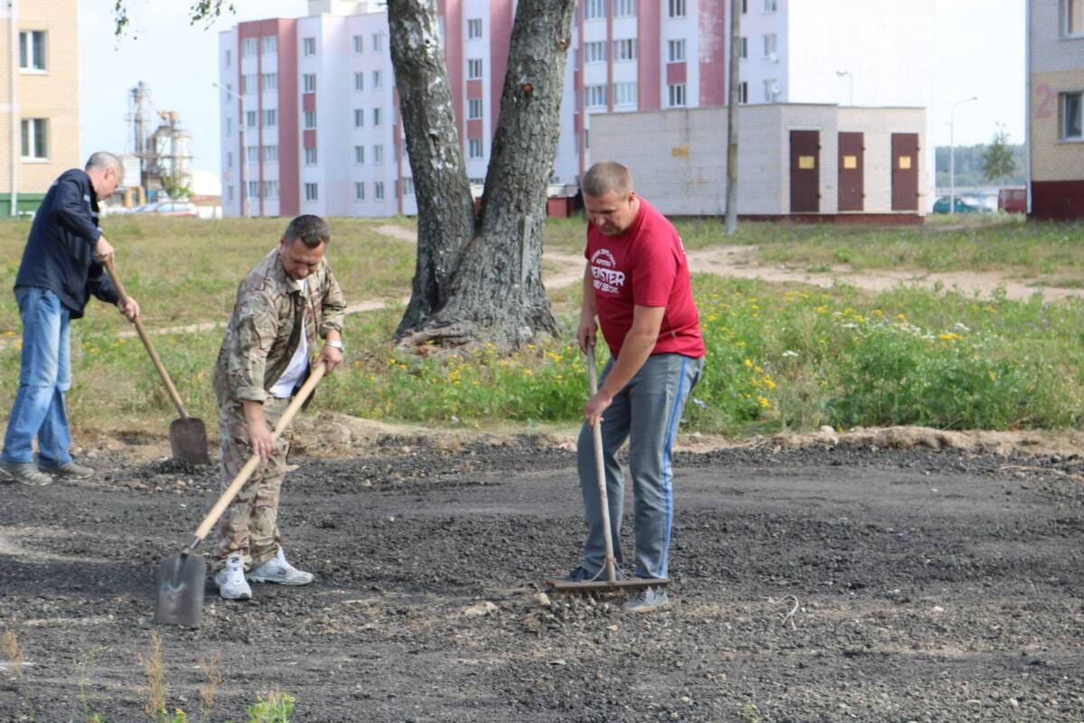 В Шклове 25 августа прошел субботник (фотоотчет). Когда следующий?