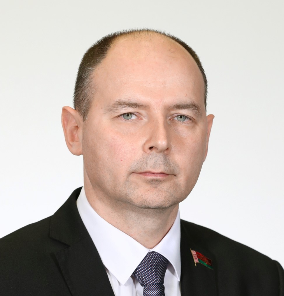 Жителей Шкловского района с Днем Независимости поздравил член Совета Республики Национального собрания Республики Беларусь Алексей Кушнаренко