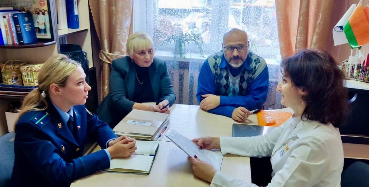 Главный правовой инспектор труда Могилевского обкома БПРЗ Максим Швед провел правовой прием в Шклове