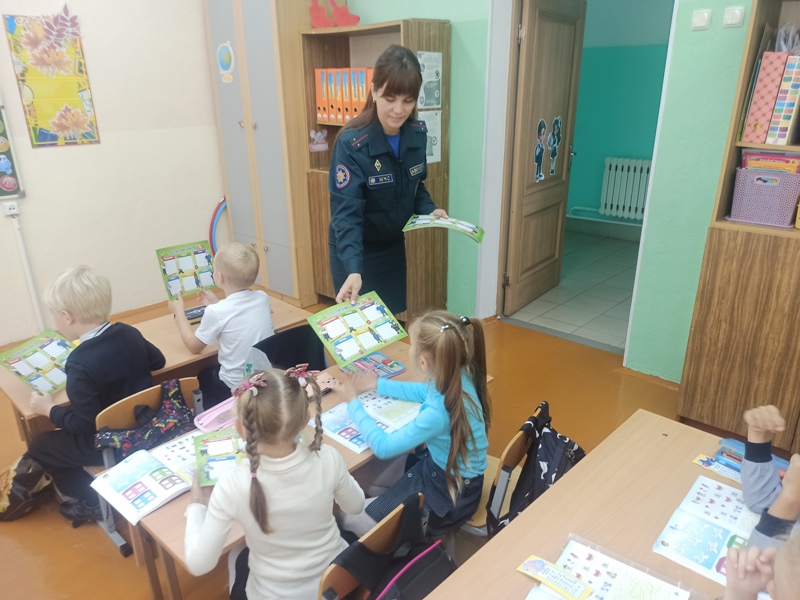 В Шклове продолжаются уроки безопасности