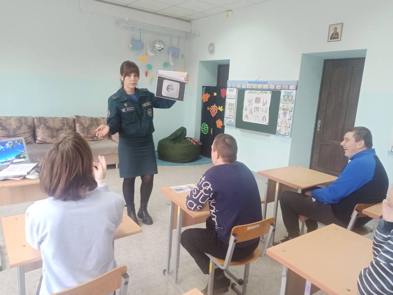 Шкловский РОЧС: безопасность детей – главная задача