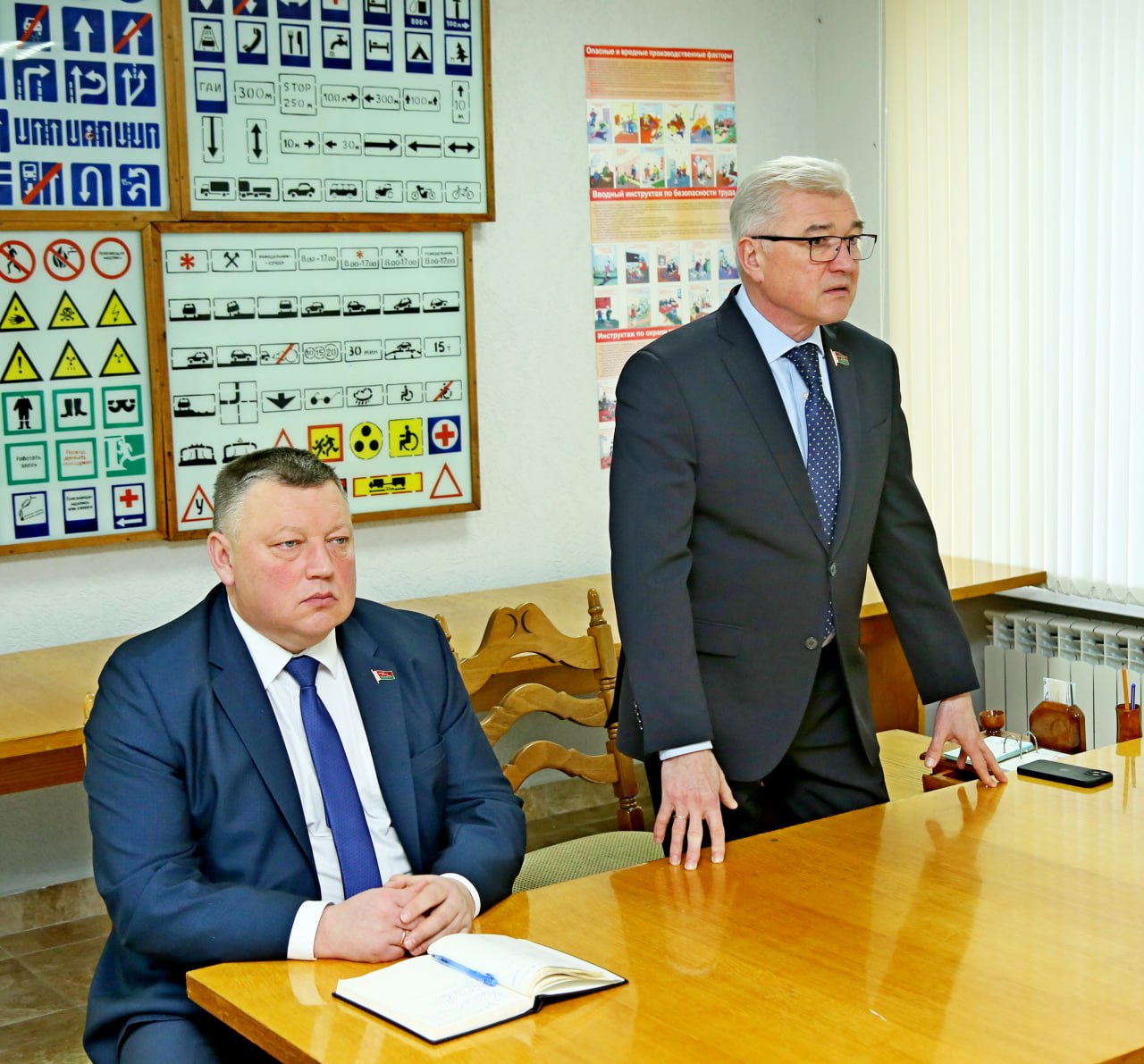 Депутат Палаты представителей Валерий Малашко провел встречи с трудовыми коллективами Шкловщины