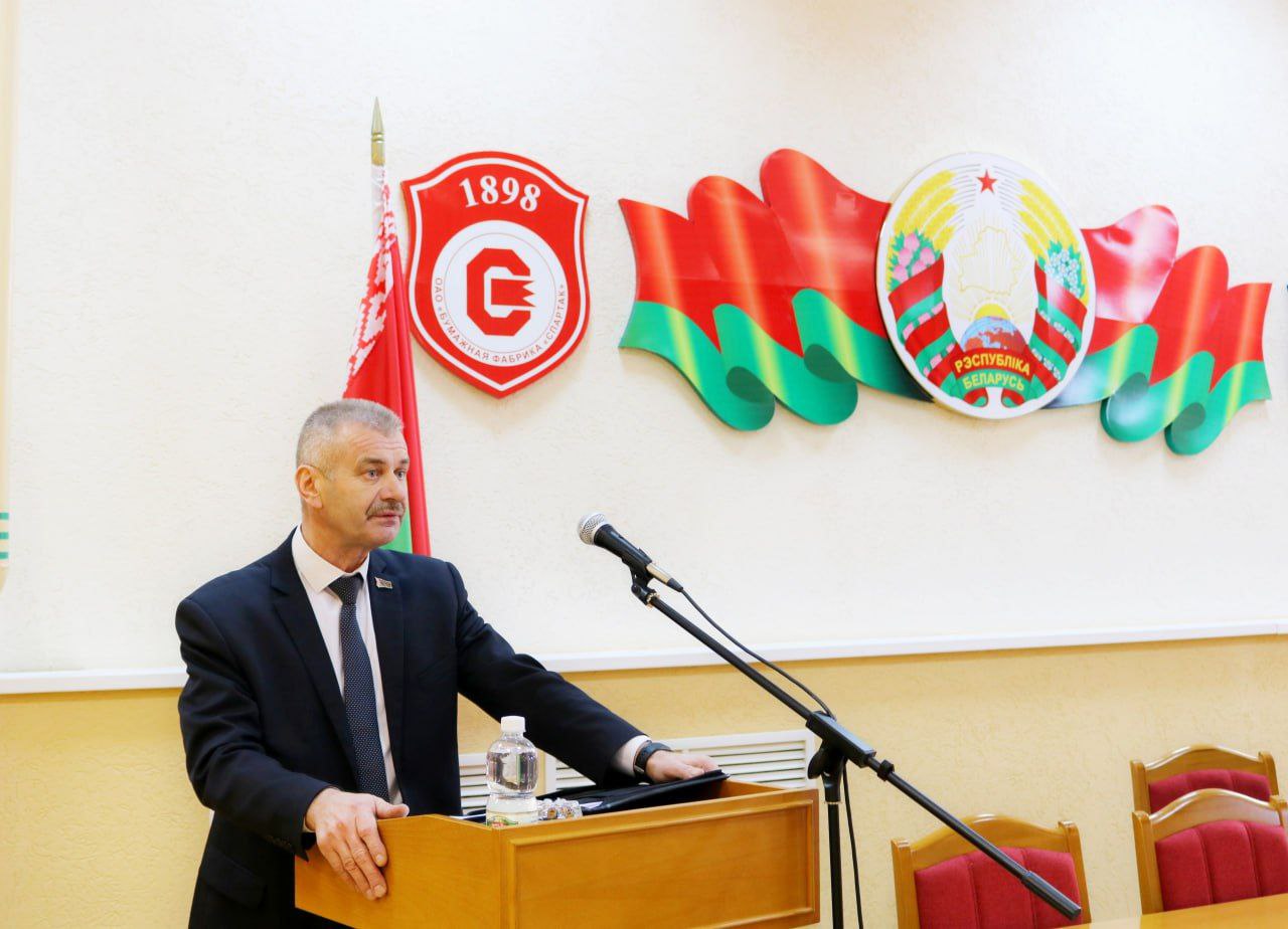 На Шкловщине проходят встречи представителей органов власти с трудовыми коллективами
