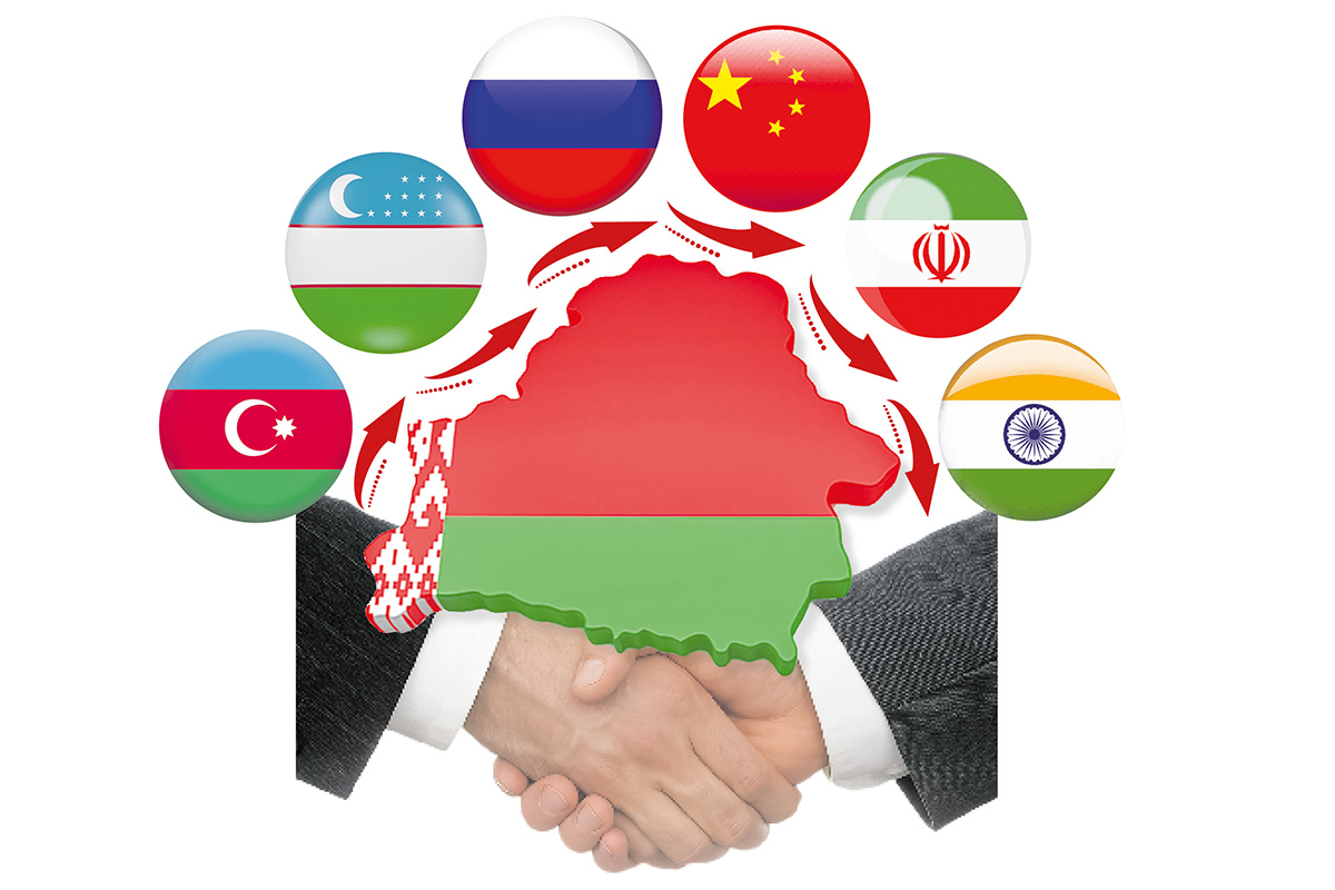 Миролюбие и добрососедство в основе международной стратегии