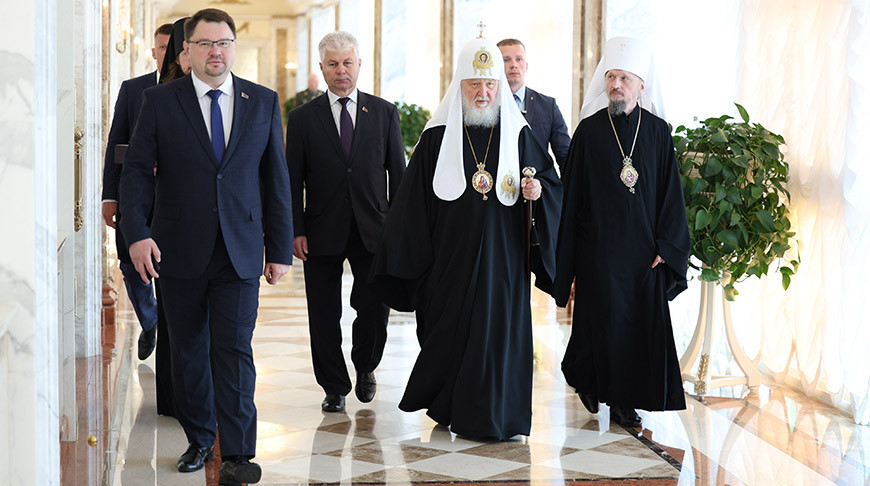Патриарх Кирилл наградил Лукашенко орденом Святого благоверного князя Даниила Московского I степени